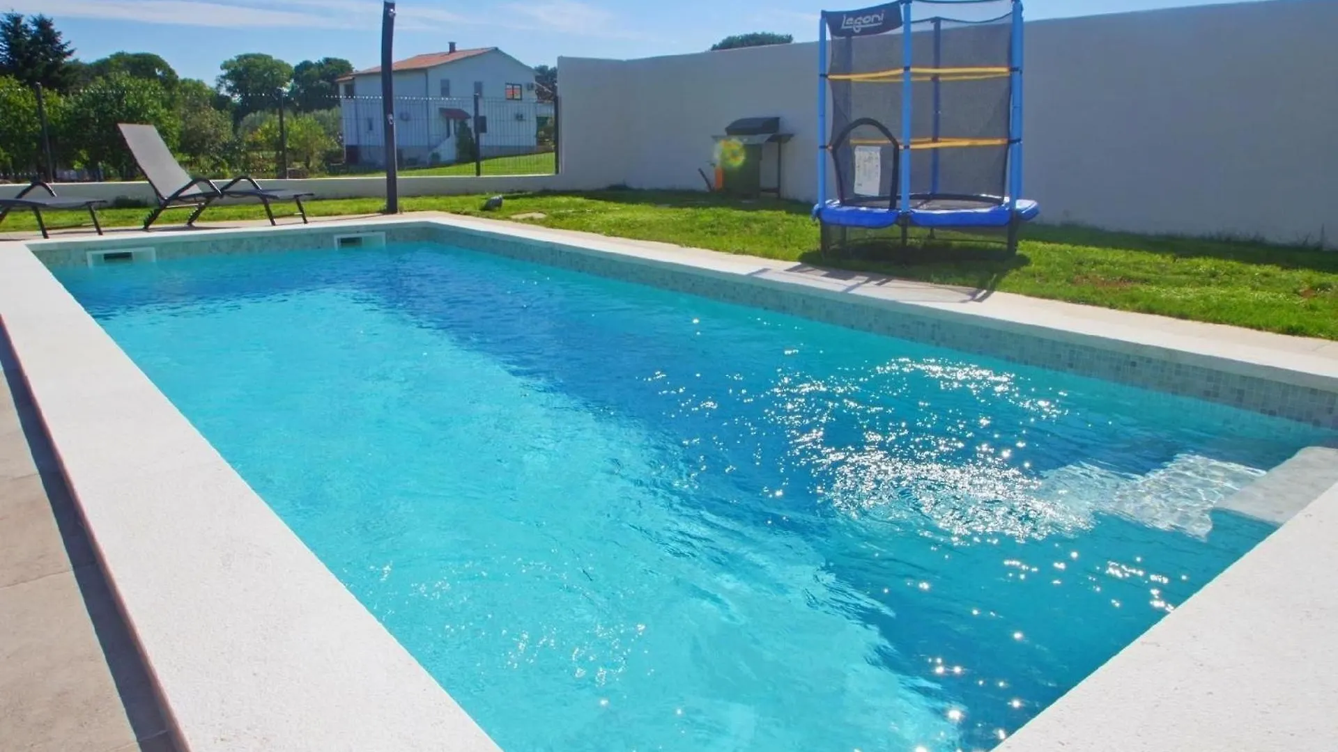 Holiday home Ferienhaus Mit Privatpool Fuer 7 Personen Ca 120 M In Sisan, Istrien Medulin Und Umgebung Croatia