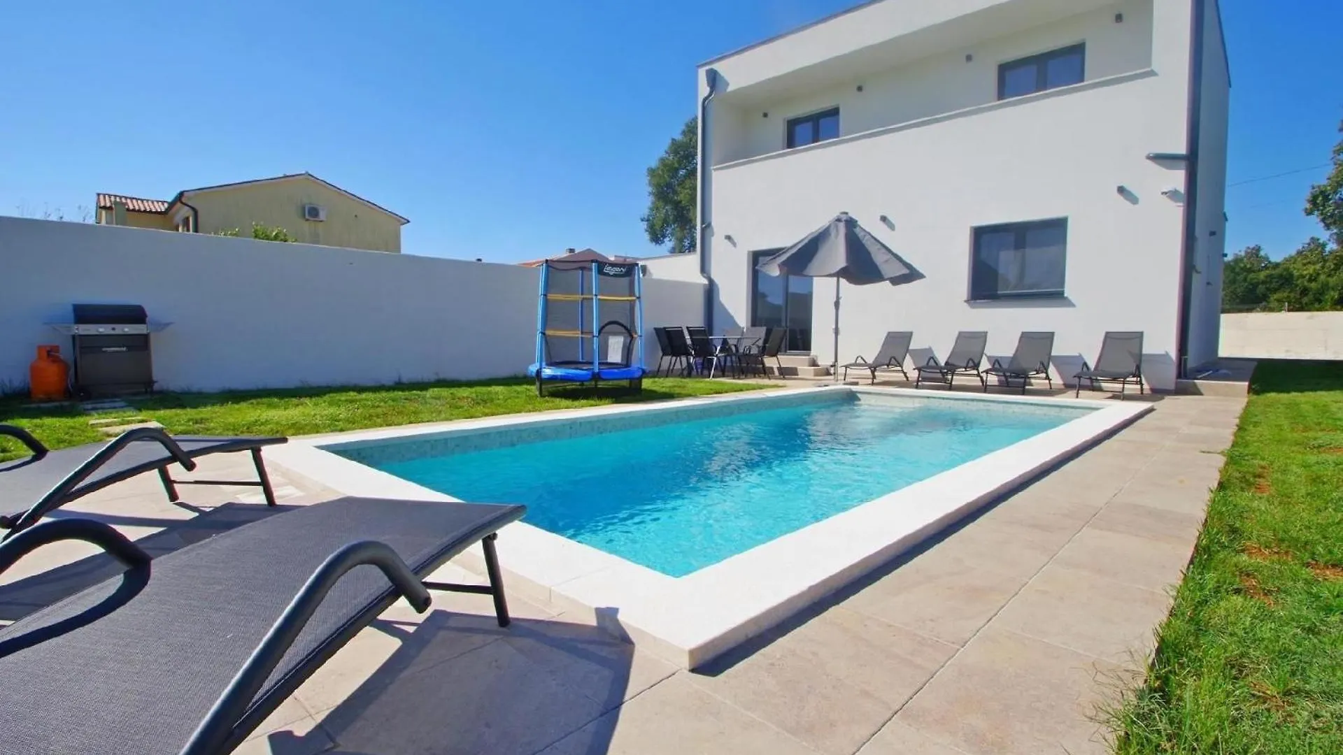 Ferienhaus Mit Privatpool Fuer 7 Personen Ca 120 M In Sisan, Istrien Medulin Und Umgebung