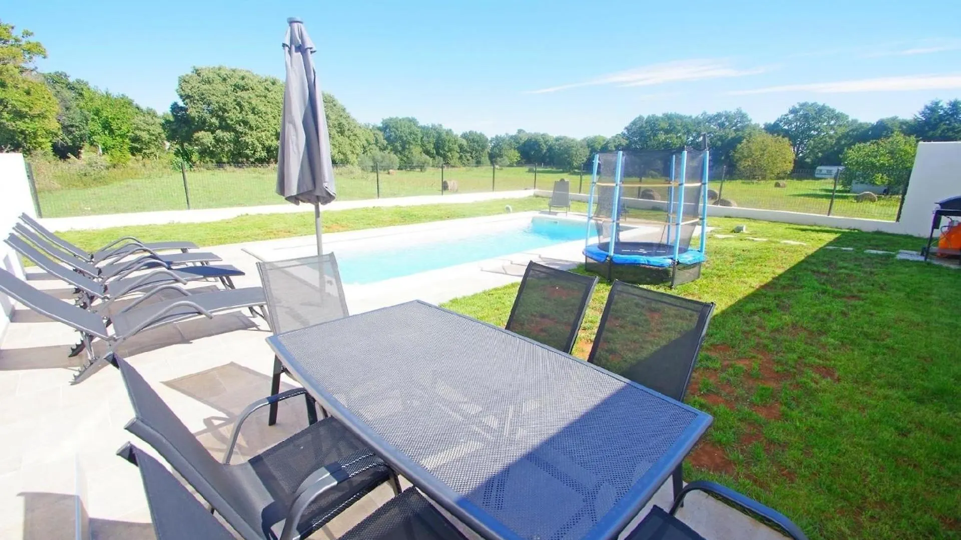 Ferienhaus Mit Privatpool Fuer 7 Personen Ca 120 M In Sisan, Istrien Medulin Und Umgebung 0*, Sisan